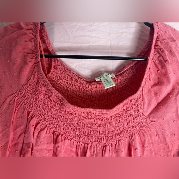 Spense women’s medium coral ruffle blouse - Picture 4 of 5